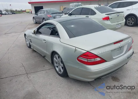 2003 Mercedes-Benz Sl 500 z USA, uszkodzony, nr VIN WDBSK75FX3F010947